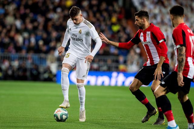 莫兰特32+9+9灰熊险胜凯尔特人 热火力克太阳